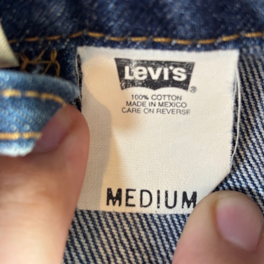 Levis Red Tab Denim Trucker Jacket Medium Wash Blue 100% Cotton Womens Medium - Picture 4 of 13